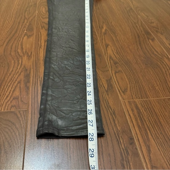 NWT! AG JEANS Leatherette Crinkle Coated Ankle Leggings Charcoal Gray Size 24 - Picture 12 of 14